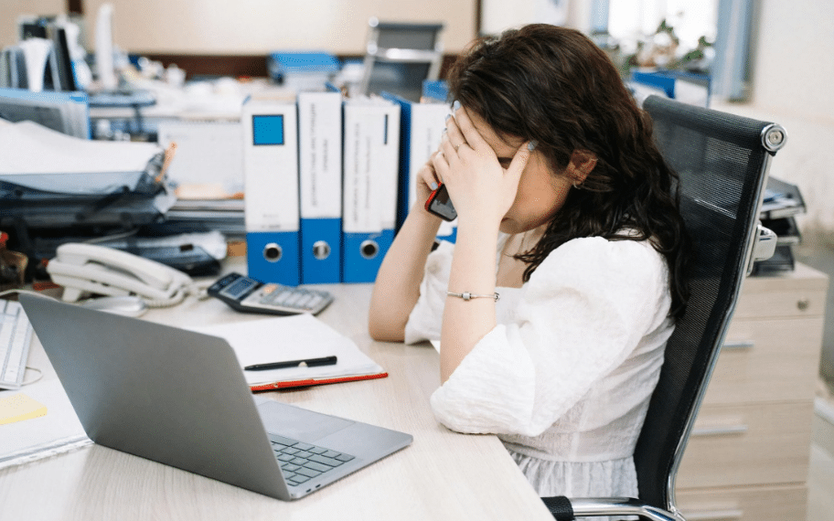 A woman in need of therapy for anxiety in California.